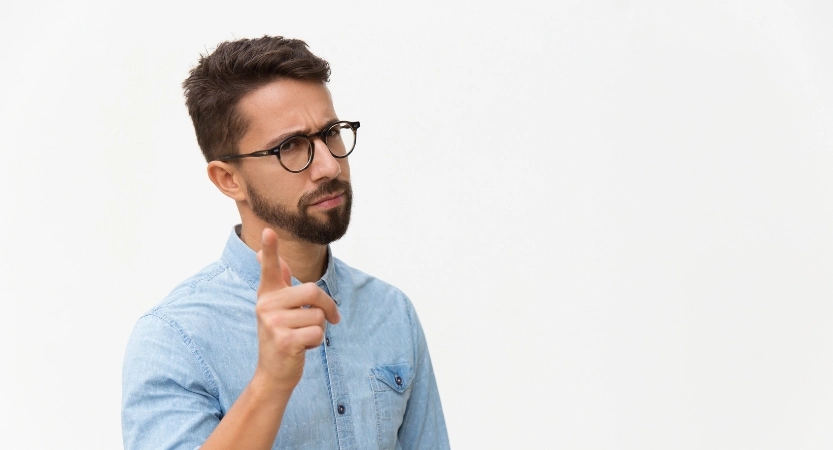 CONTRATAR FUNCIONÁRIO CLT PARA FINANCEIRO OU TERCEIRIZAR: O QUE É MAIS VANTAJOSO? 1 O Que Considerar ao Contratar Alguém CLT